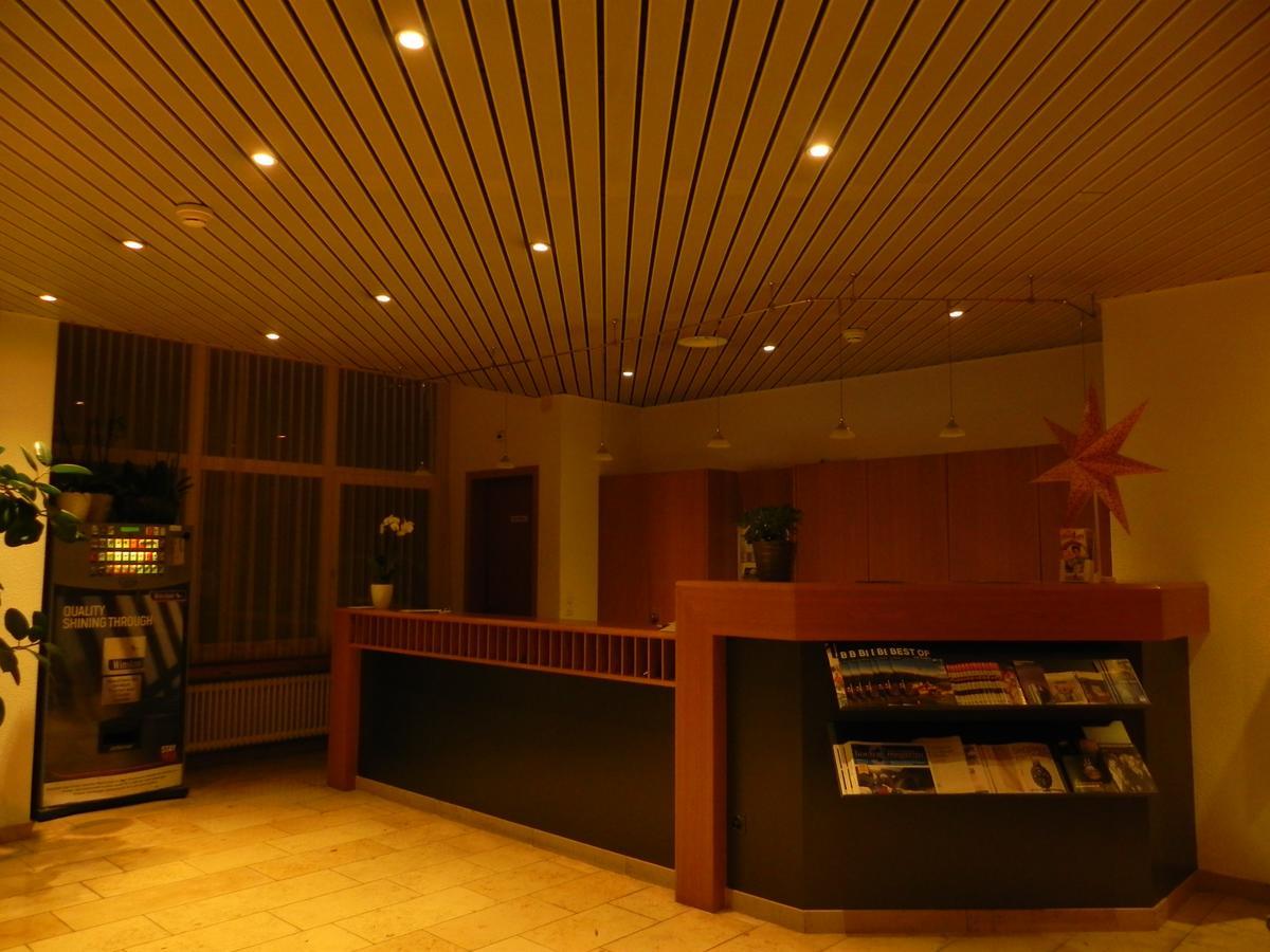 兹斯酒店 韦廷根 外观 照片